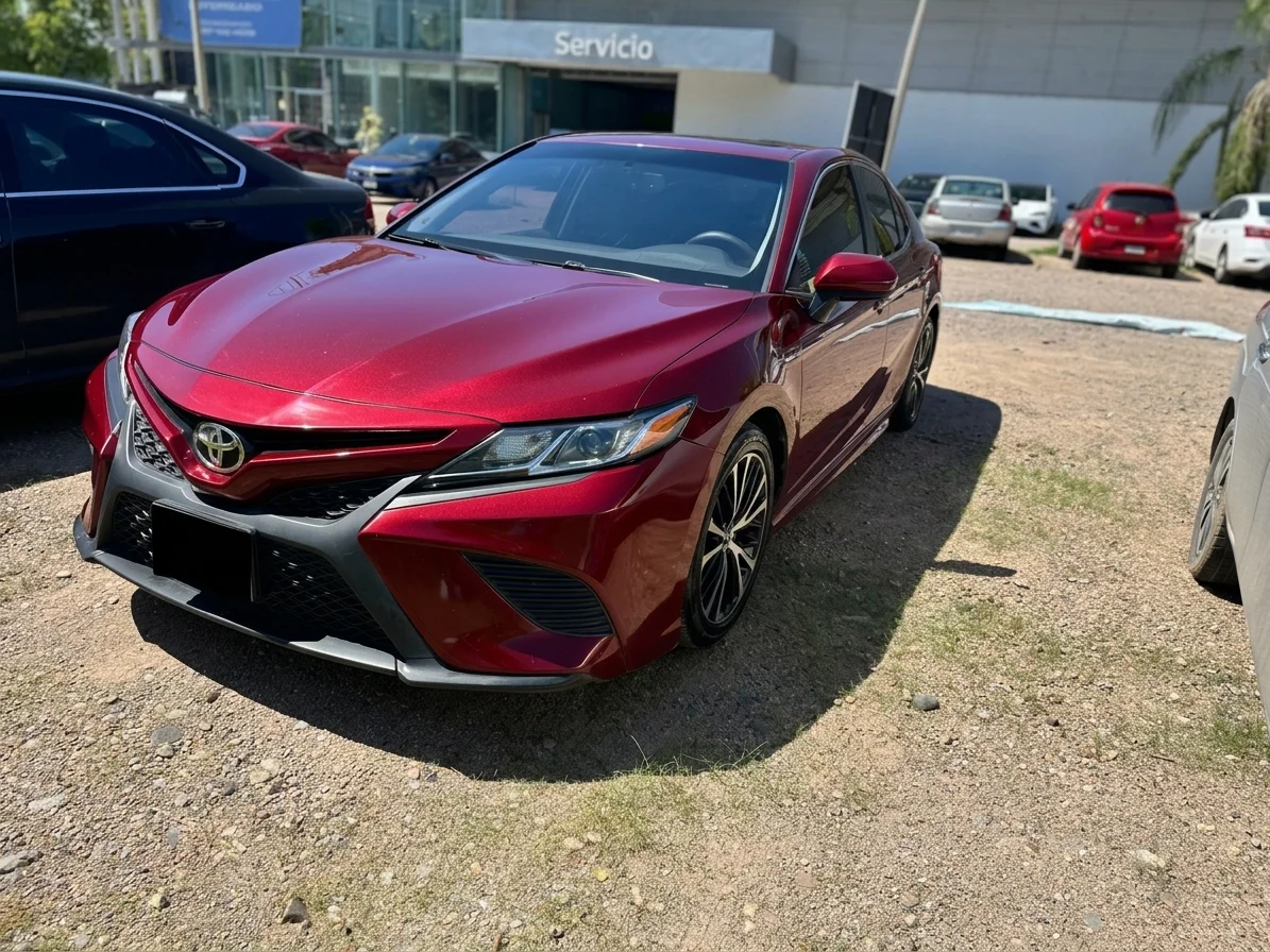 Autos seminuevos - Toyota Camry 2018