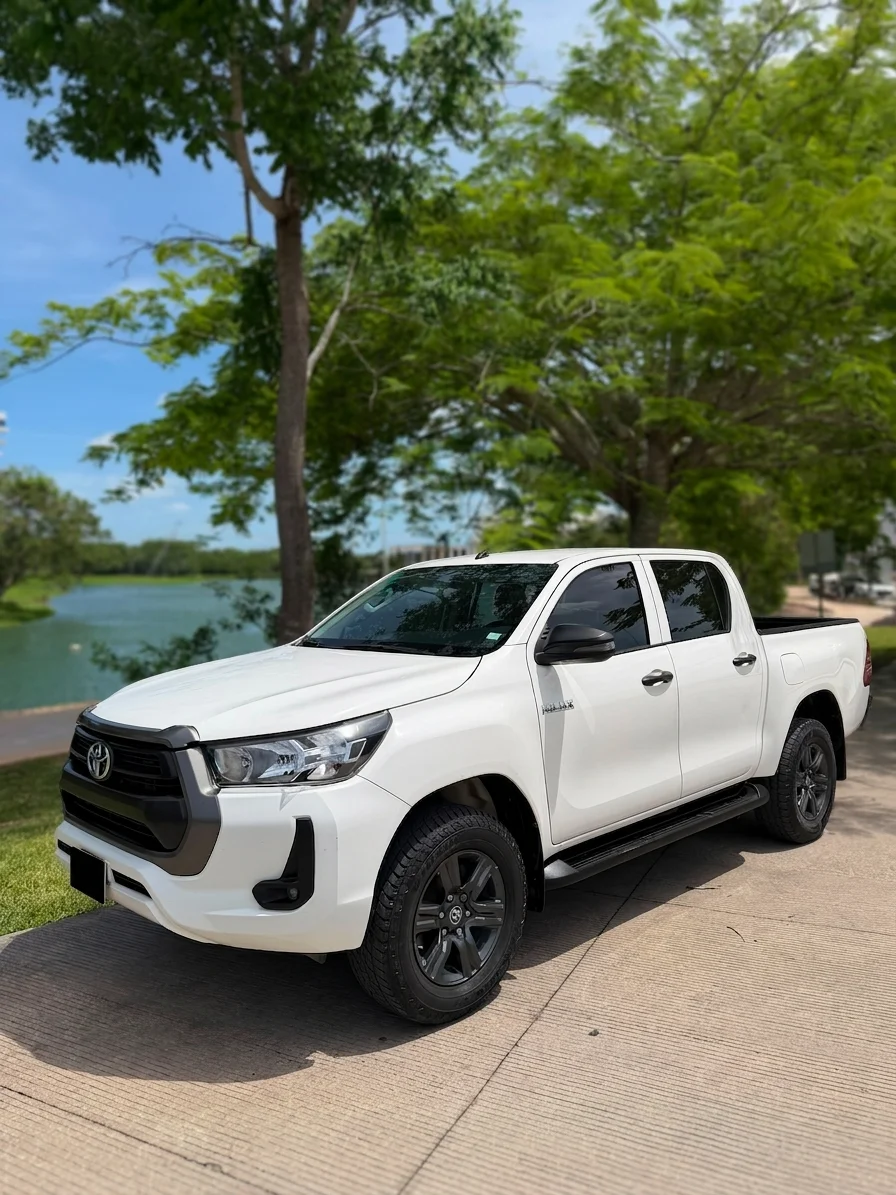 Autos seminuevos - Toyota Hilux 2024