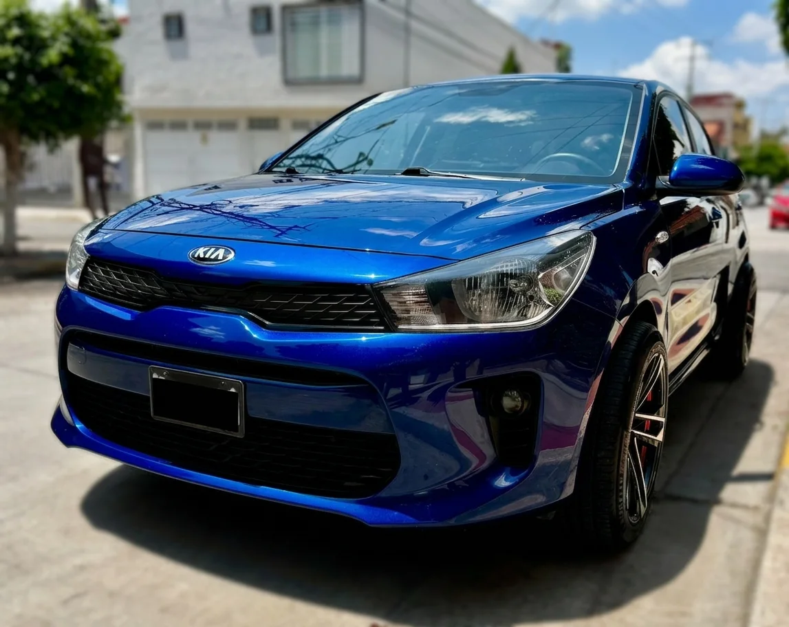 Autos seminuevos - Kia Rio 2020