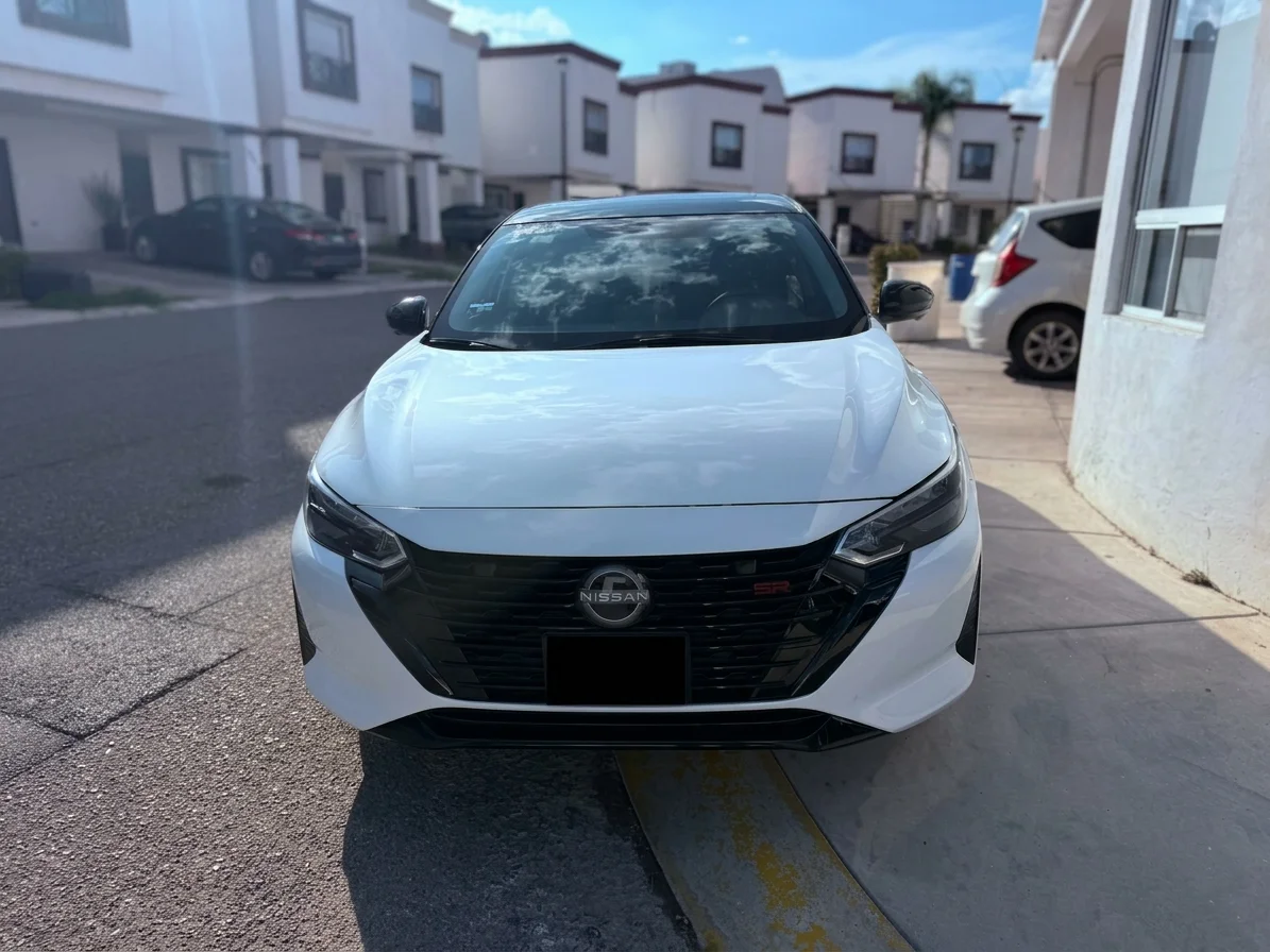 Autos seminuevos - Nissan Sentra 2025