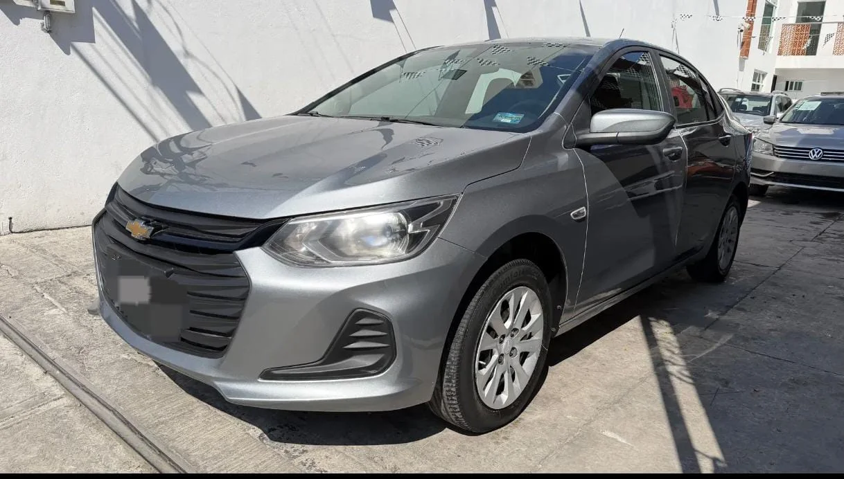 Autos seminuevos - Chevrolet Onix 2023