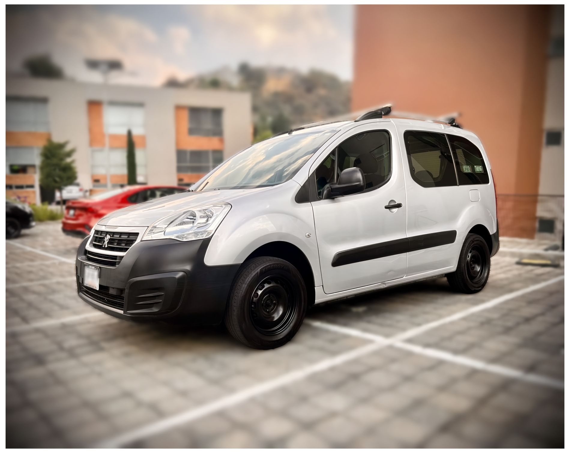 Autos seminuevos - Peugeot Partner-tepee 2017